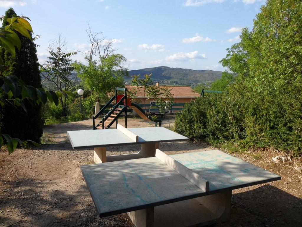 Hotel Les Terrasses De L'Ardeche Salavas Exterior foto